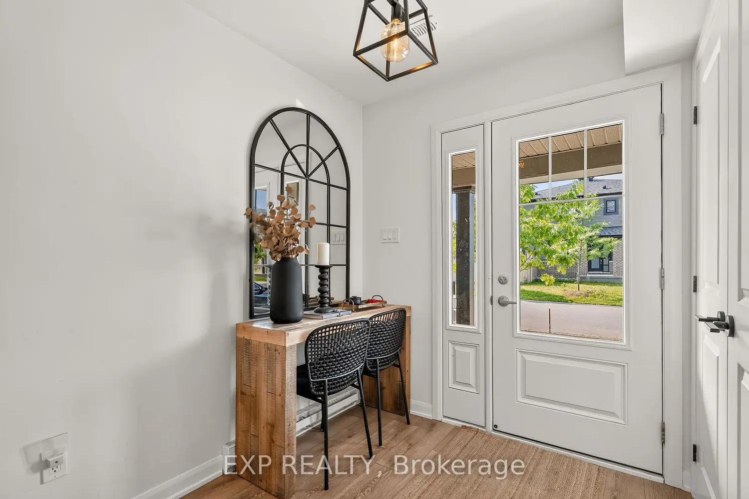 532 Aglish Mews photo 3