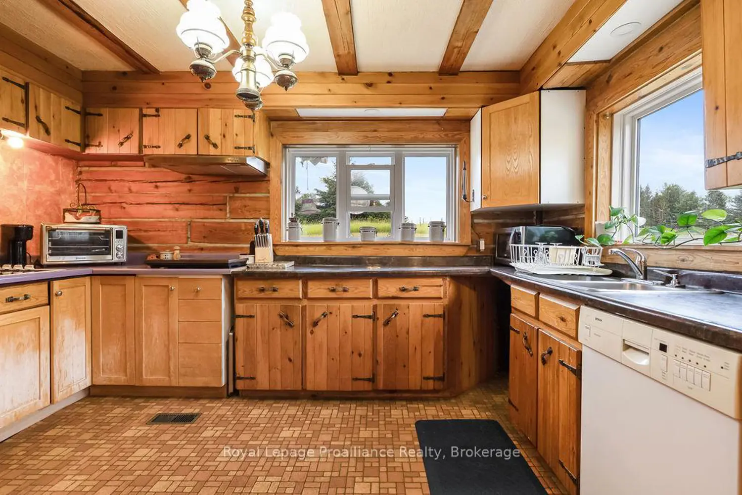 93 Mcgee Road photo 5