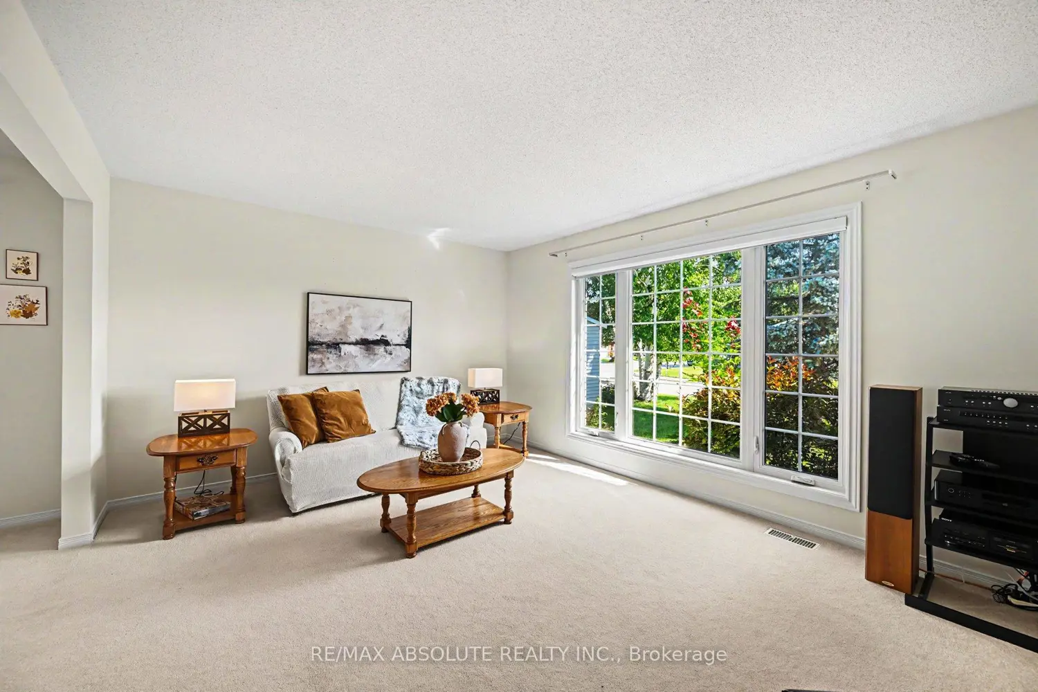 1 River Ridge Crescent