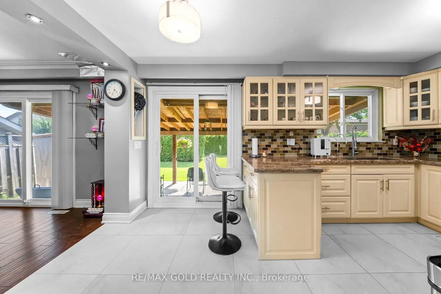 4 Collingdale Road photo 5