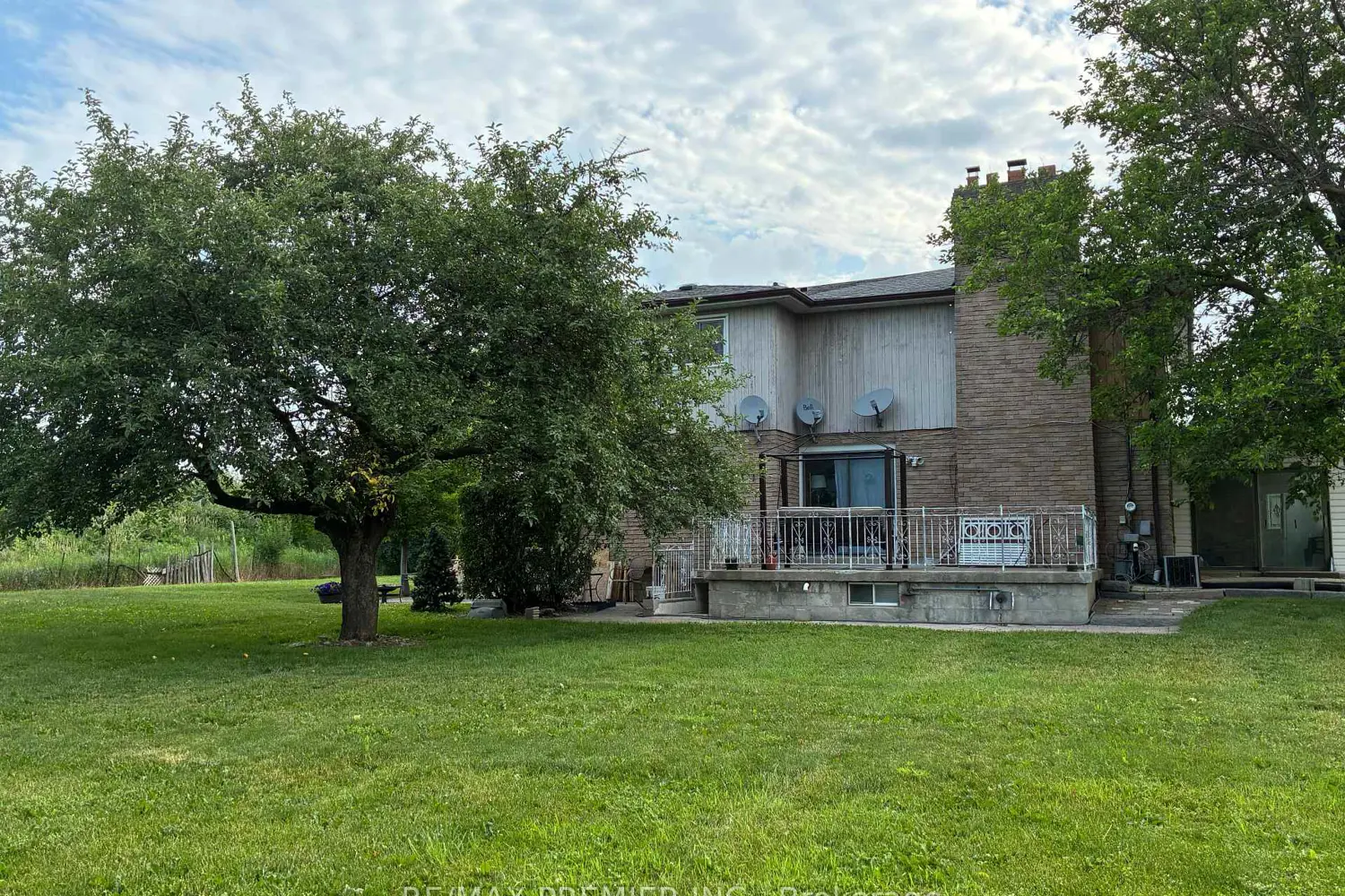 7930 Mayfield Road photo 3