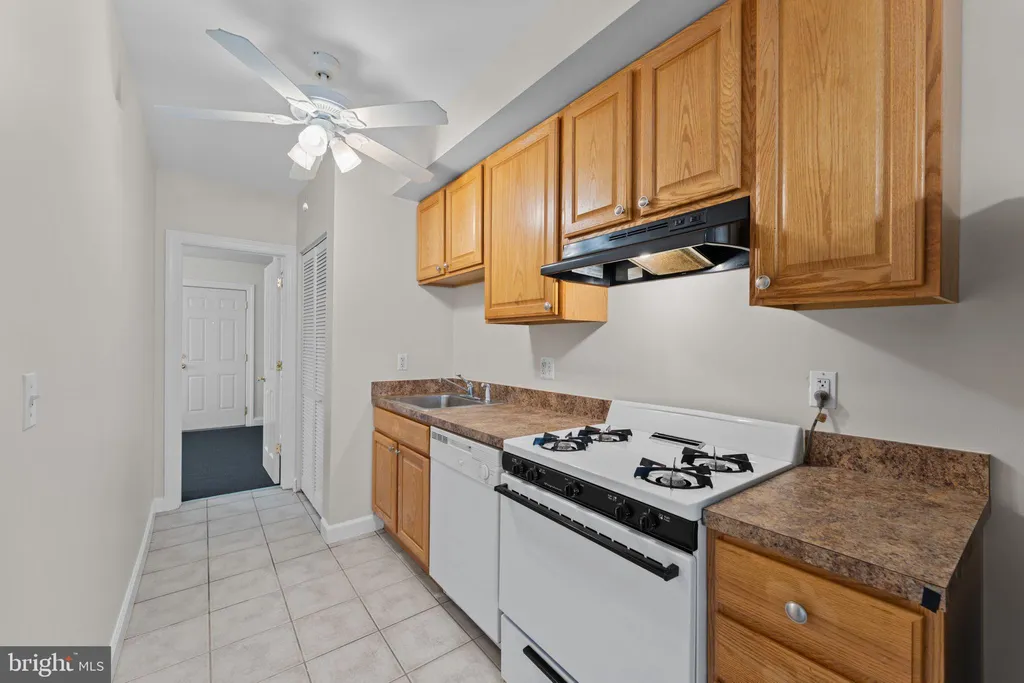 217 19th Street NE, Washington, DC 20002 photo 2