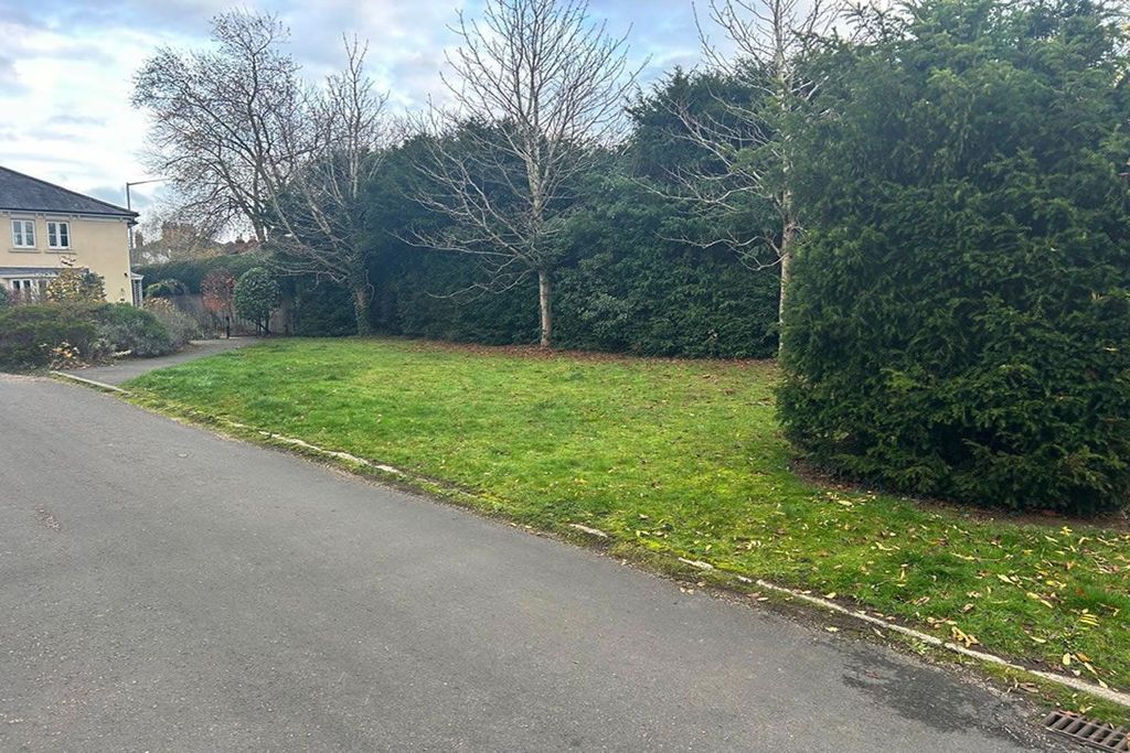 Land for saleLand, Adjacent To Campriano Drive, Warwick, West Midlands CV344Nq CV34