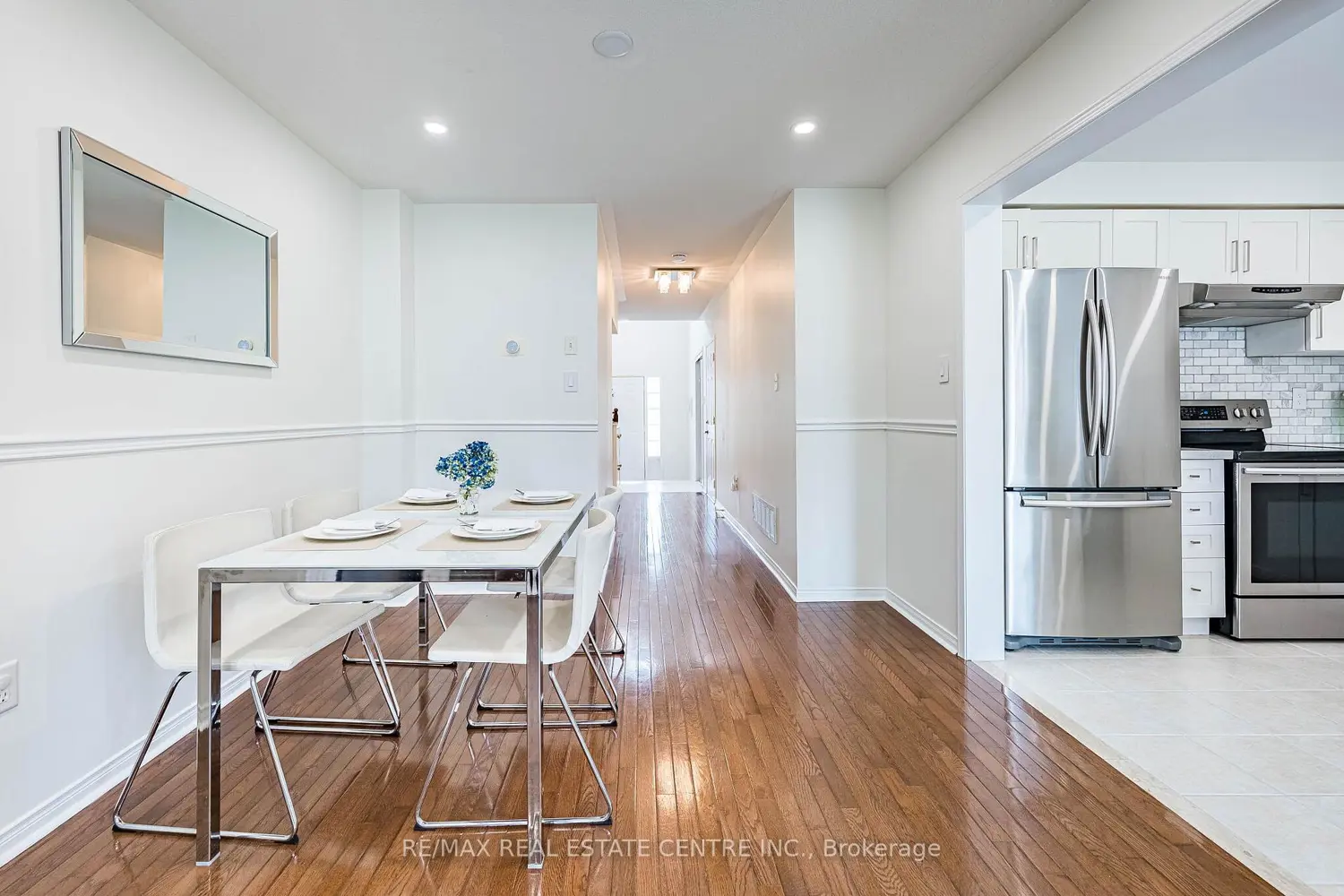 130 Fencerow Drive photo 5