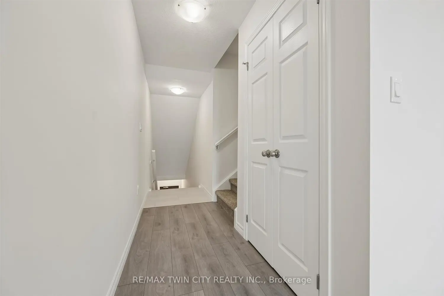 80 Lomond Lane photo 3