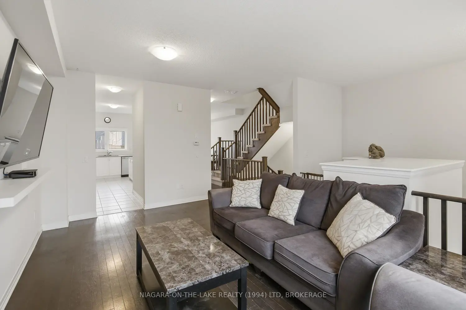 4018 Fracchioni Drive photo 4