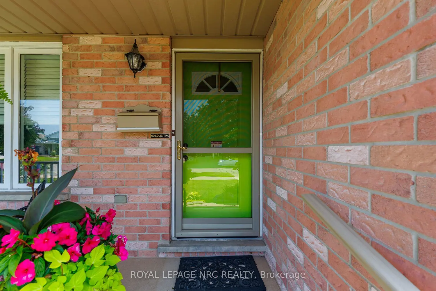 5818 Aspen Court photo 4