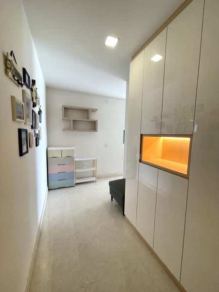 2 Whampoa East photo 2