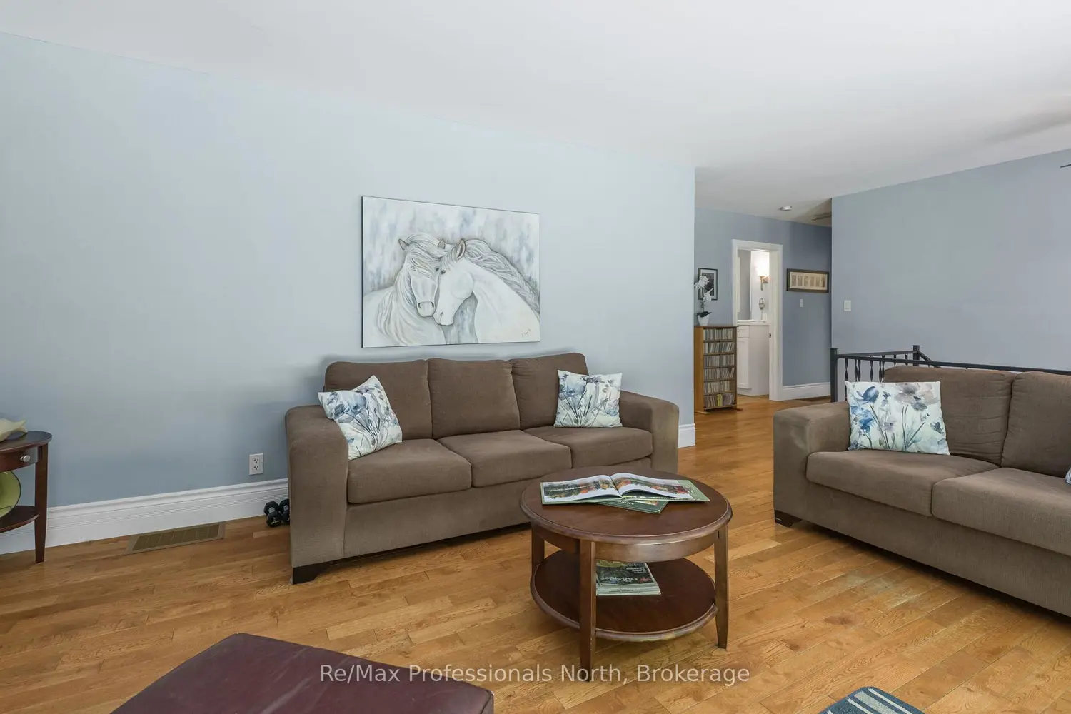 1032 Bradley Road photo 3