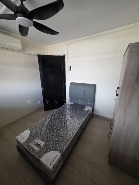 329 Serangoon Avenue 3 photo 2
