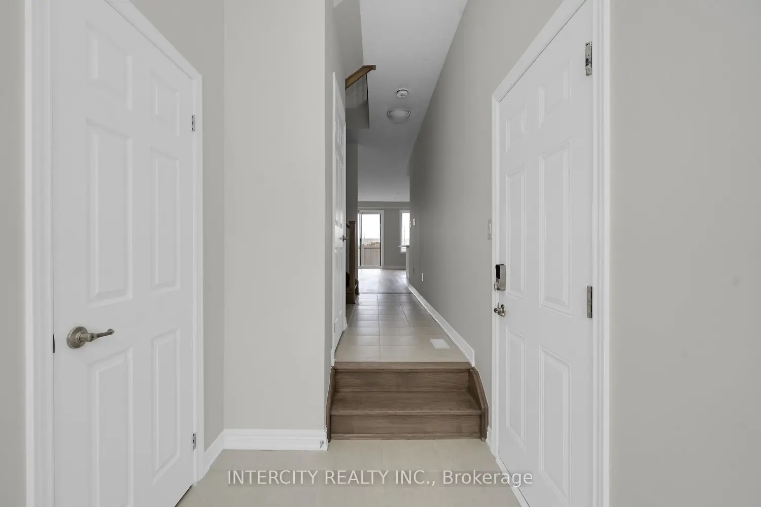 164 Mumbai Drive photo 4