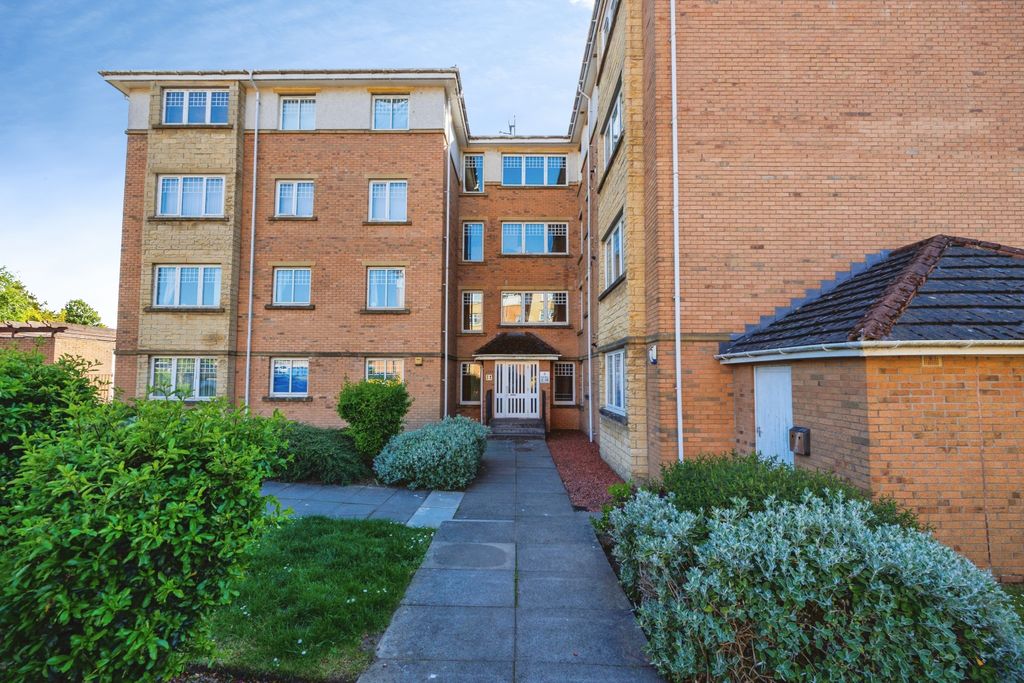 3 bed flat for saleLindsay Gardens, Bathgate EH48