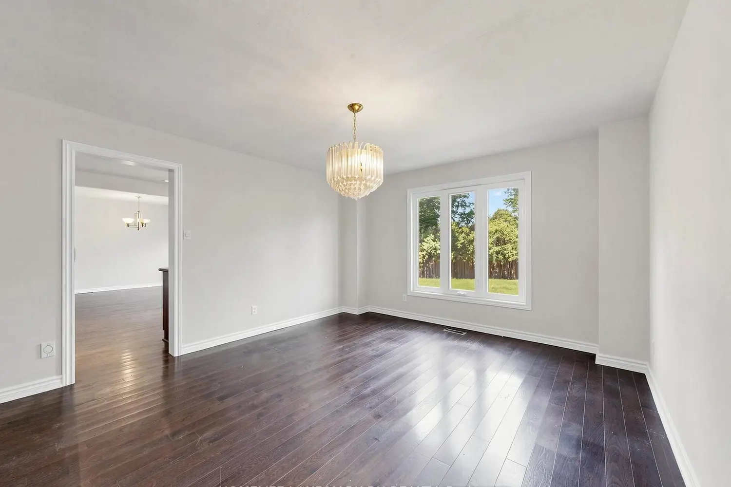12 Doulton Court photo 2