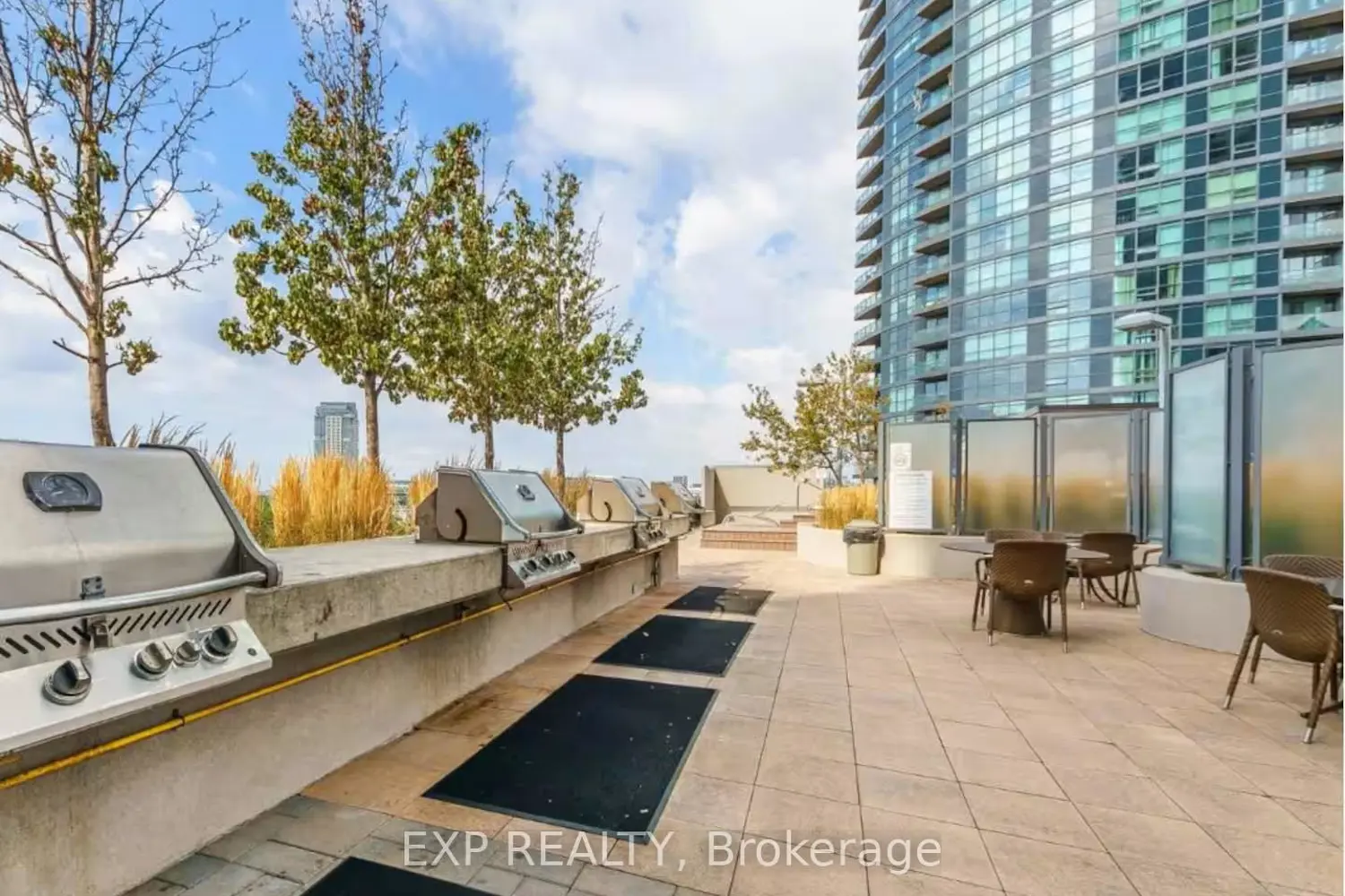 209 Fort York Boulevard 465 photo 2