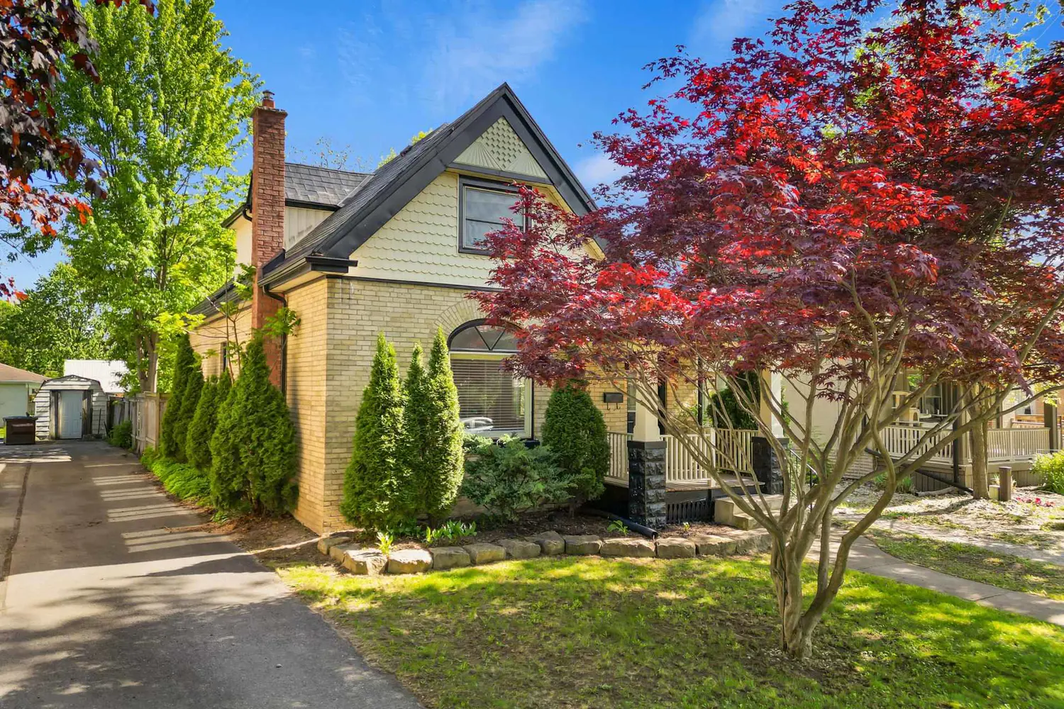 455 St James Street photo 2