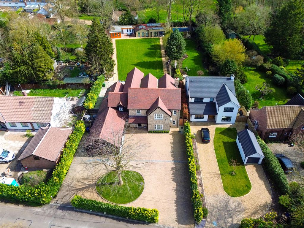 6 bed detached house for saleKings Mill Lane, Great Shelford, Cambridge, Cambridgeshire CB22