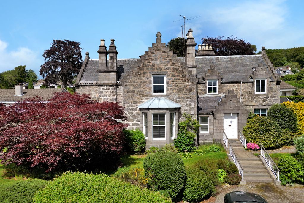 1 bed flat for saleDungeith House, Banchory AB31