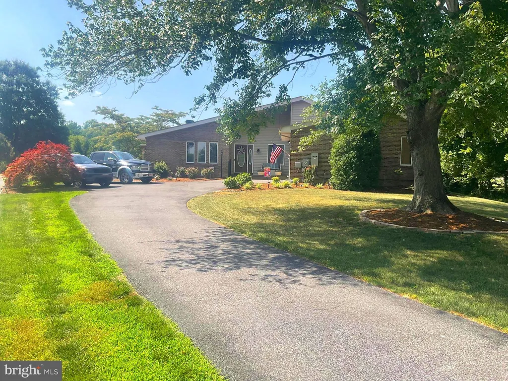 560 Troon Road, Dover, DE 19904