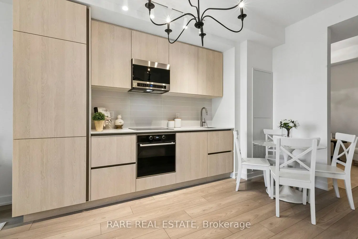110 Broadway Avenue 2603 photo 3
