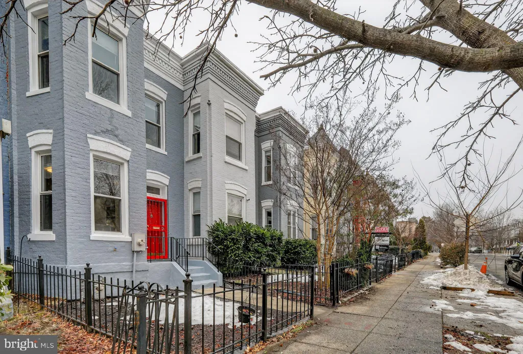 1221 I Street NE, Washington, DC 20002 photo 3