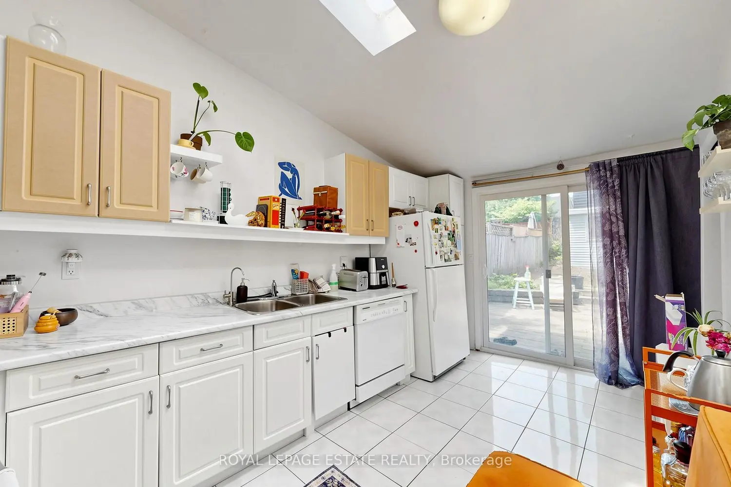 44 Mitchell Avenue photo 5