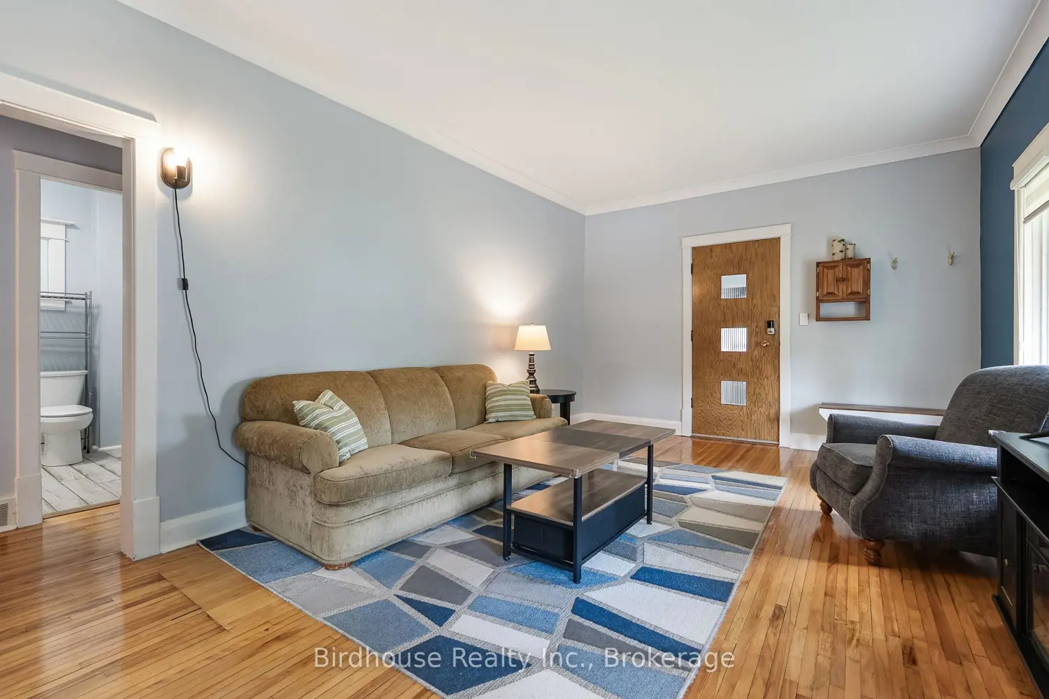 60 Wellington Street photo 3