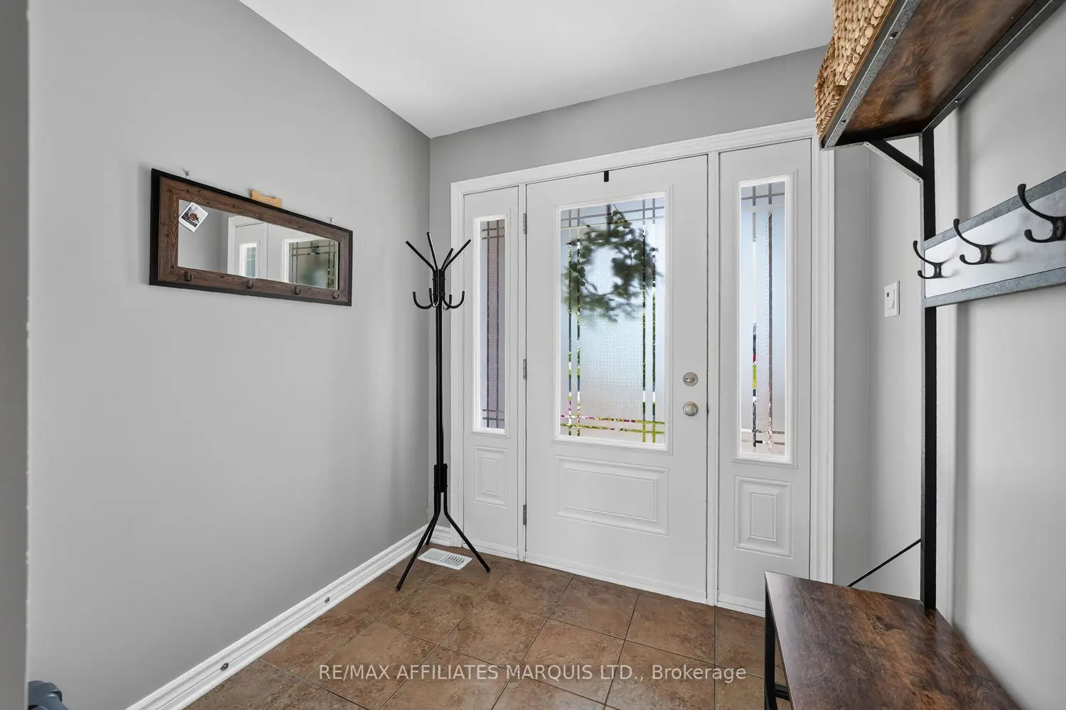 348 Glen Nora Drive photo 4