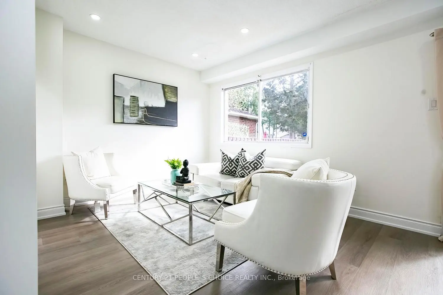 20 Letty Avenue photo 3