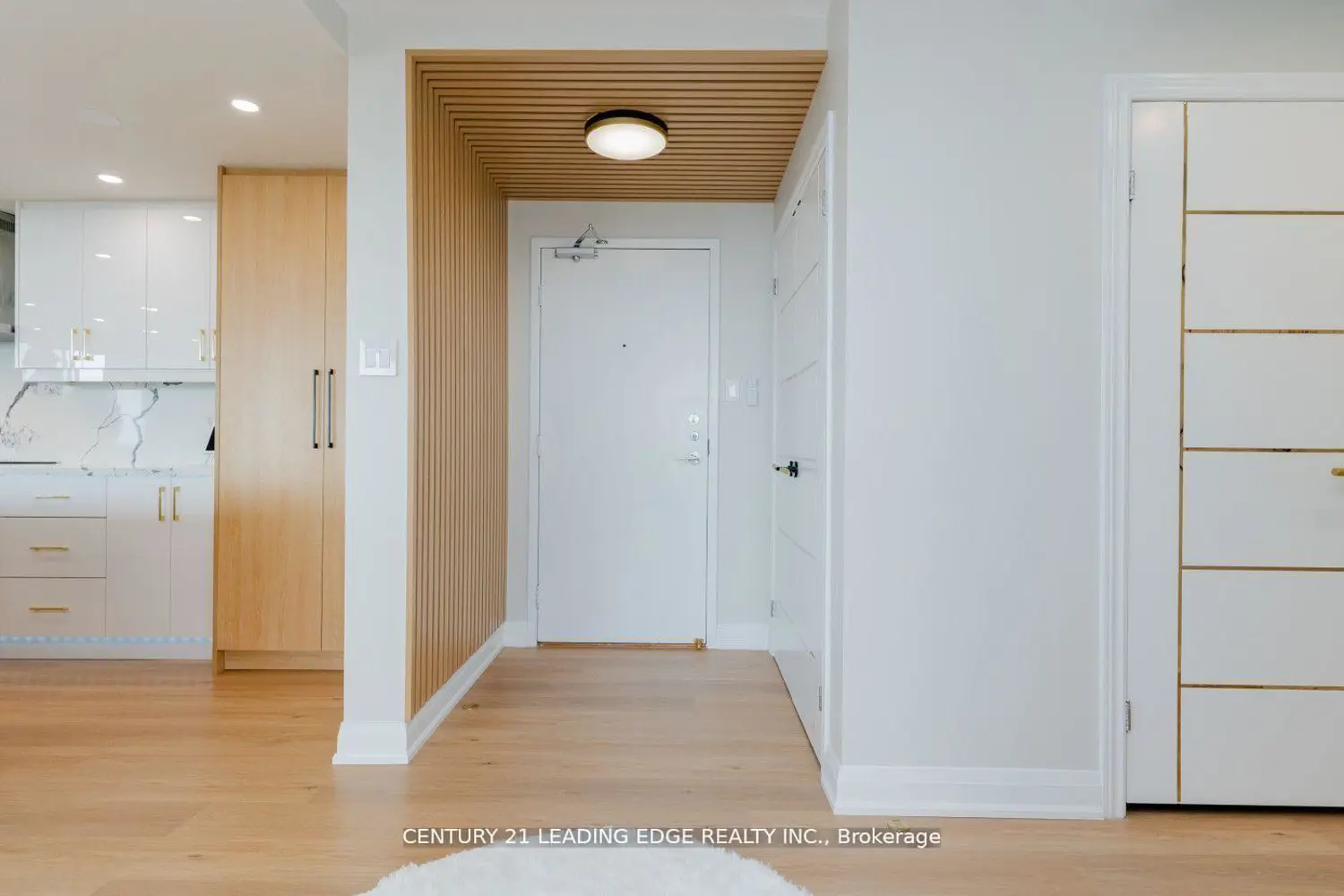 75 Wynford Heights Crescent 2403 photo 3