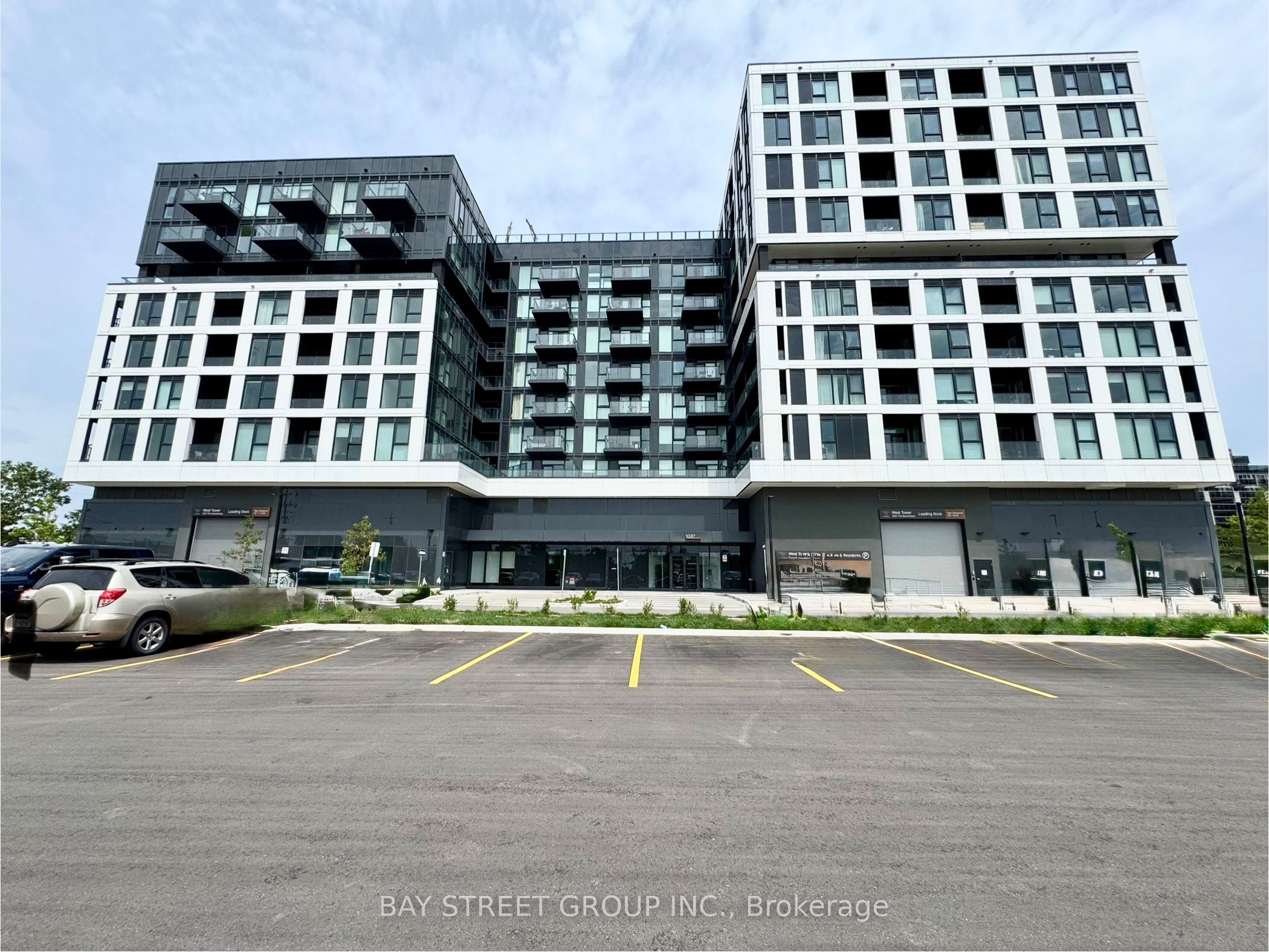 607-1037 The Queensway N/a, Toronto, ON, M8Z 0H5