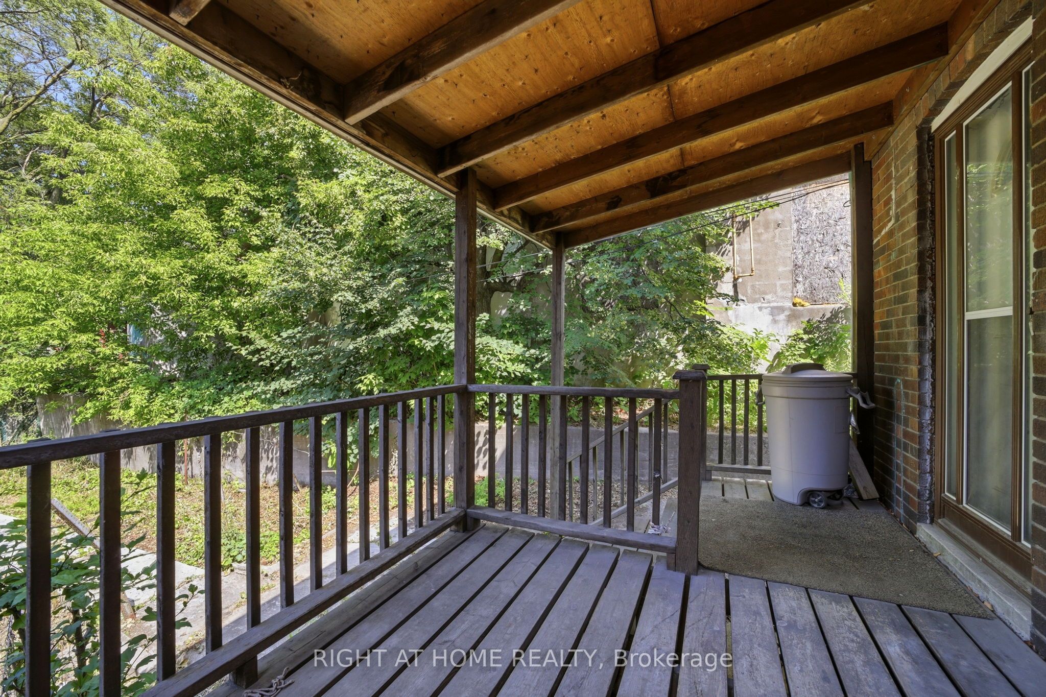 204 Highfield Road, Toronto, ON, M4L 2V3 photo 5
