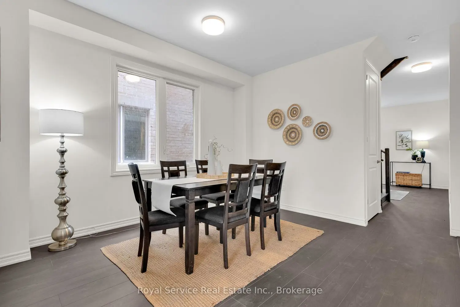 472 Trevor Street photo 5