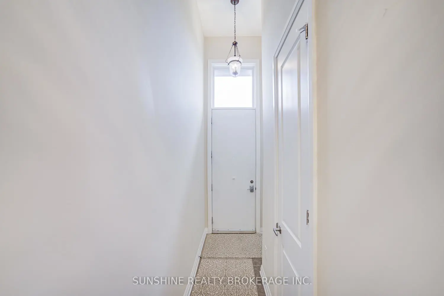 143 Stanley Greene Boulevard photo 2