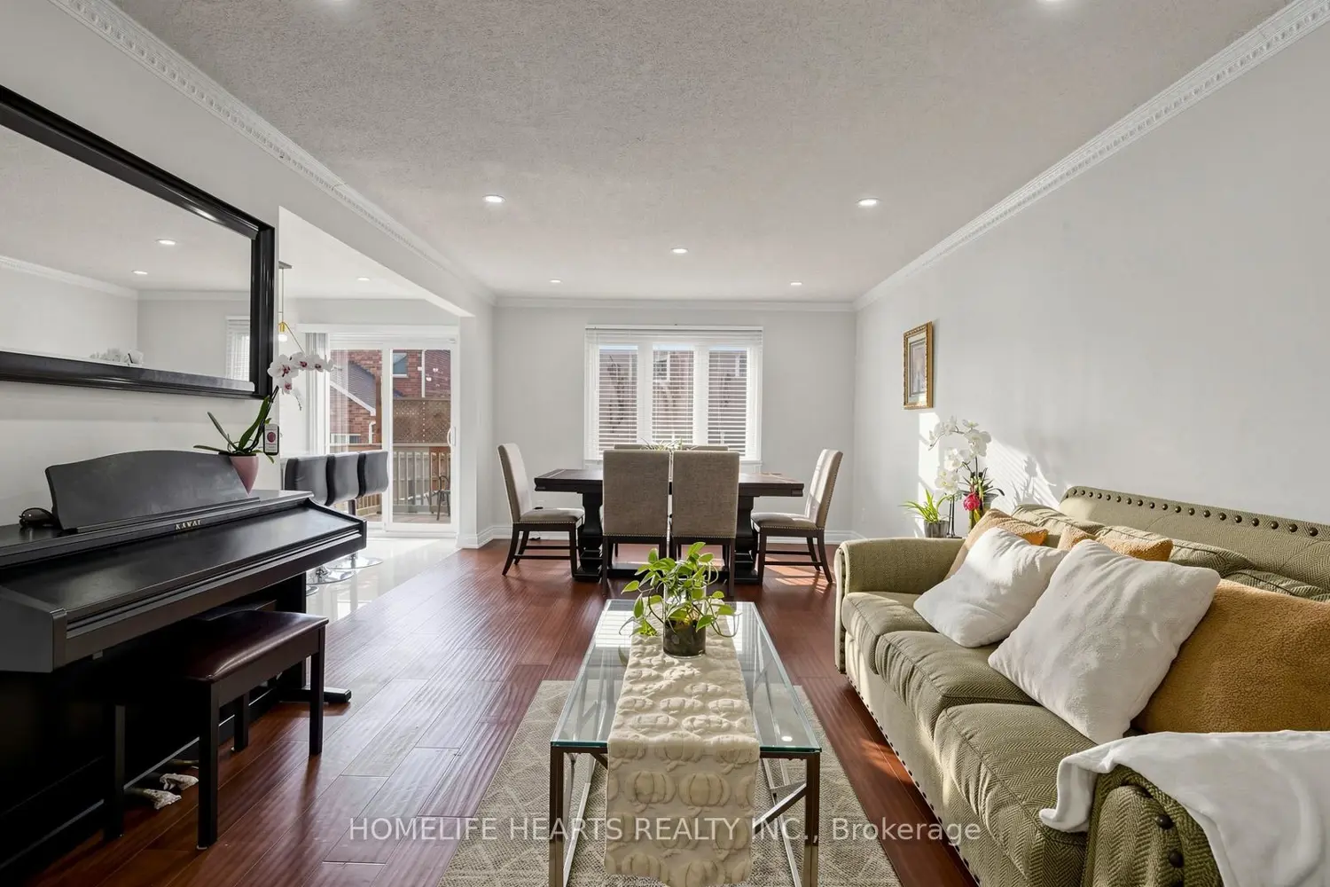 30 Shepton Way photo 3