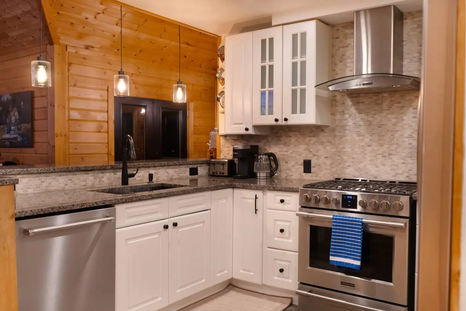 1257 Portage Road photo 3