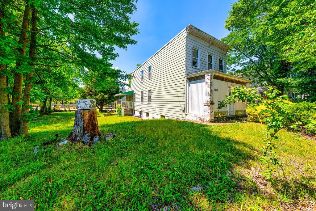 5923 Dix Street NE, Washington, DC 20019