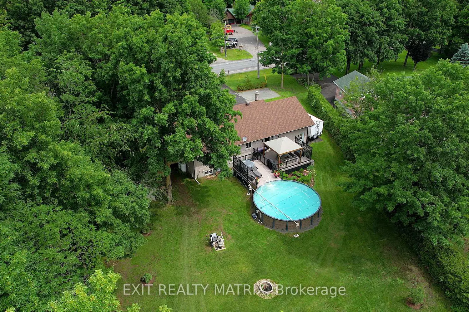 2866 Front Road photo 2