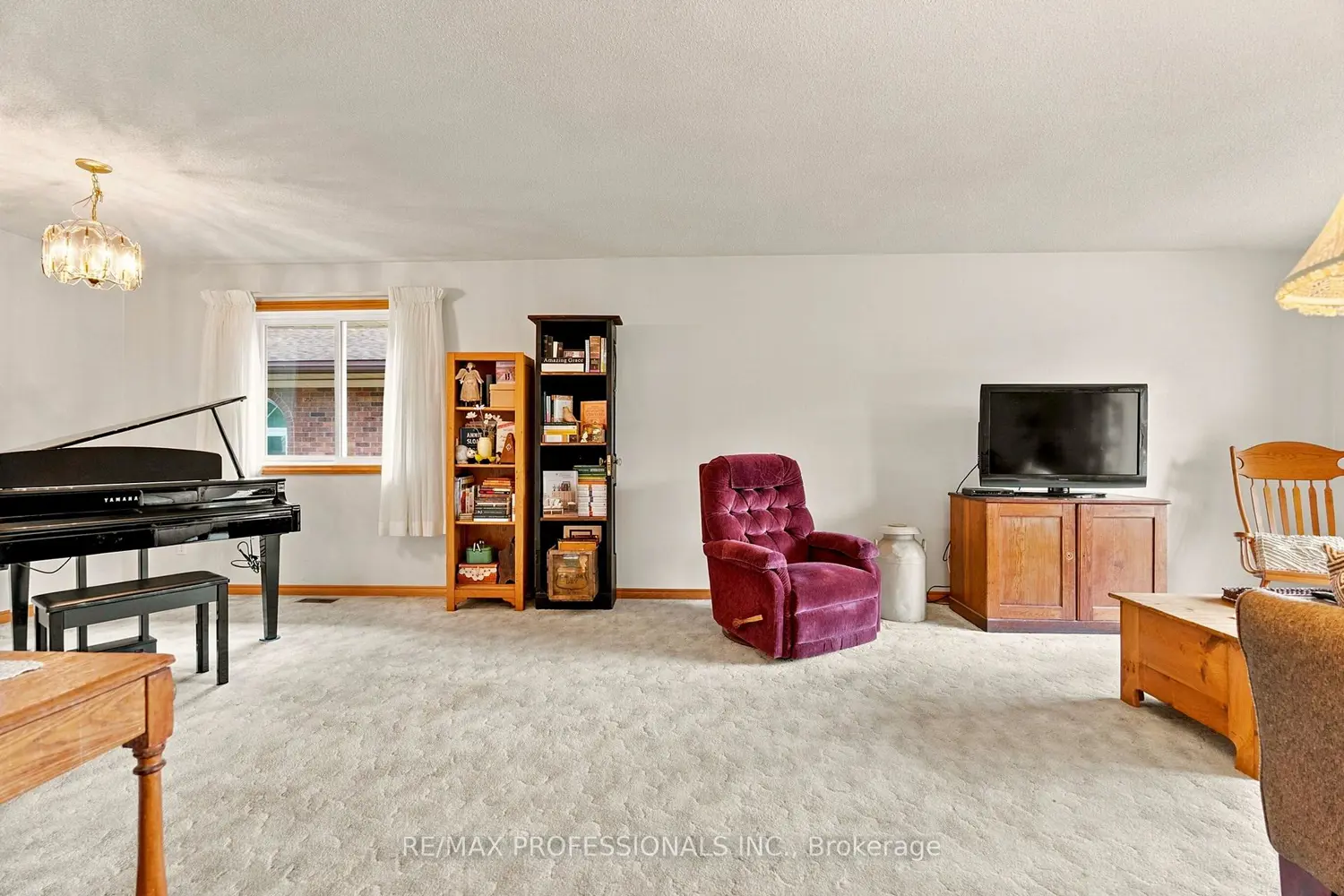 581 21St Avenue photo 4