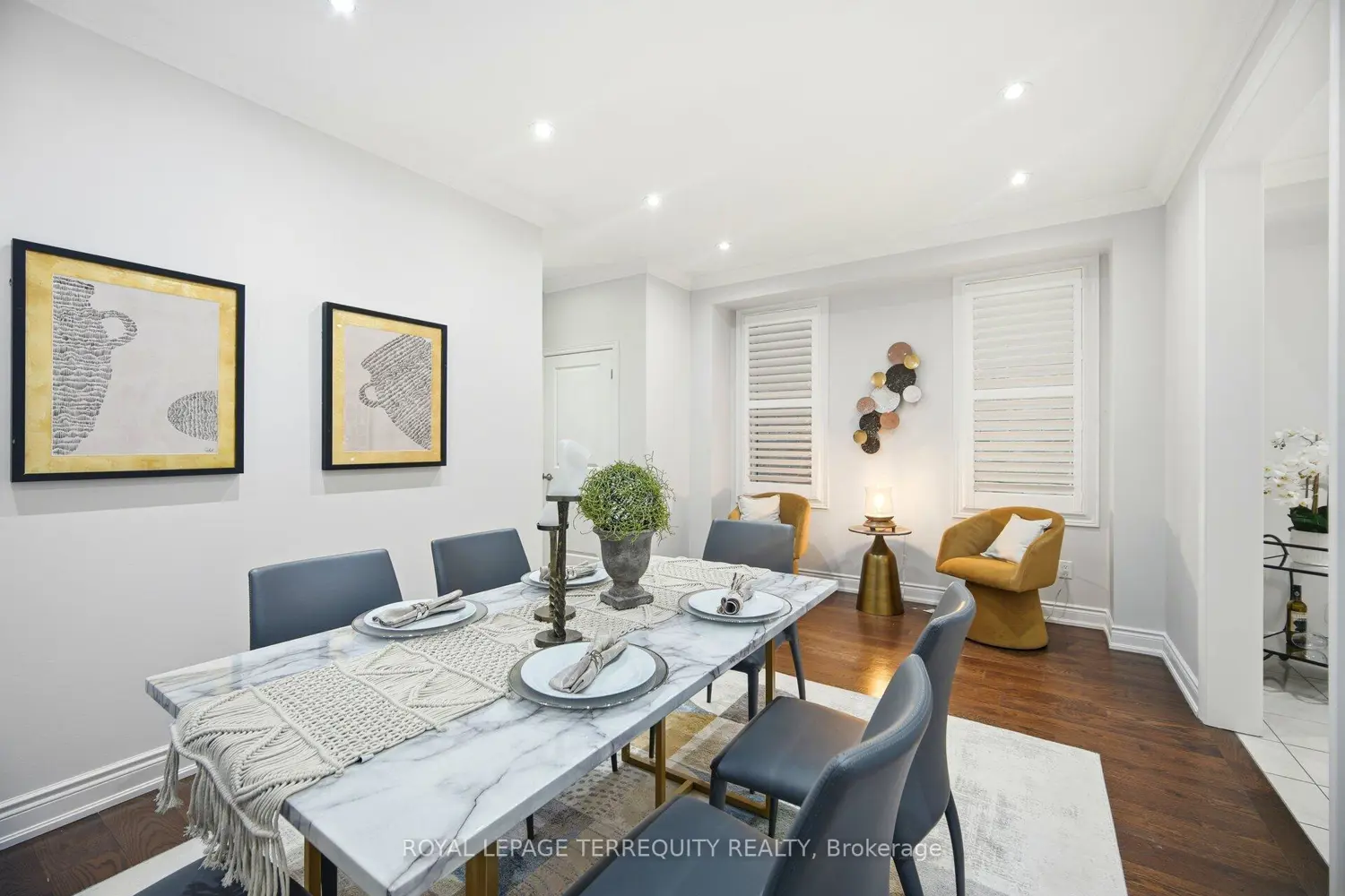86 Hatton Garden Road photo 5