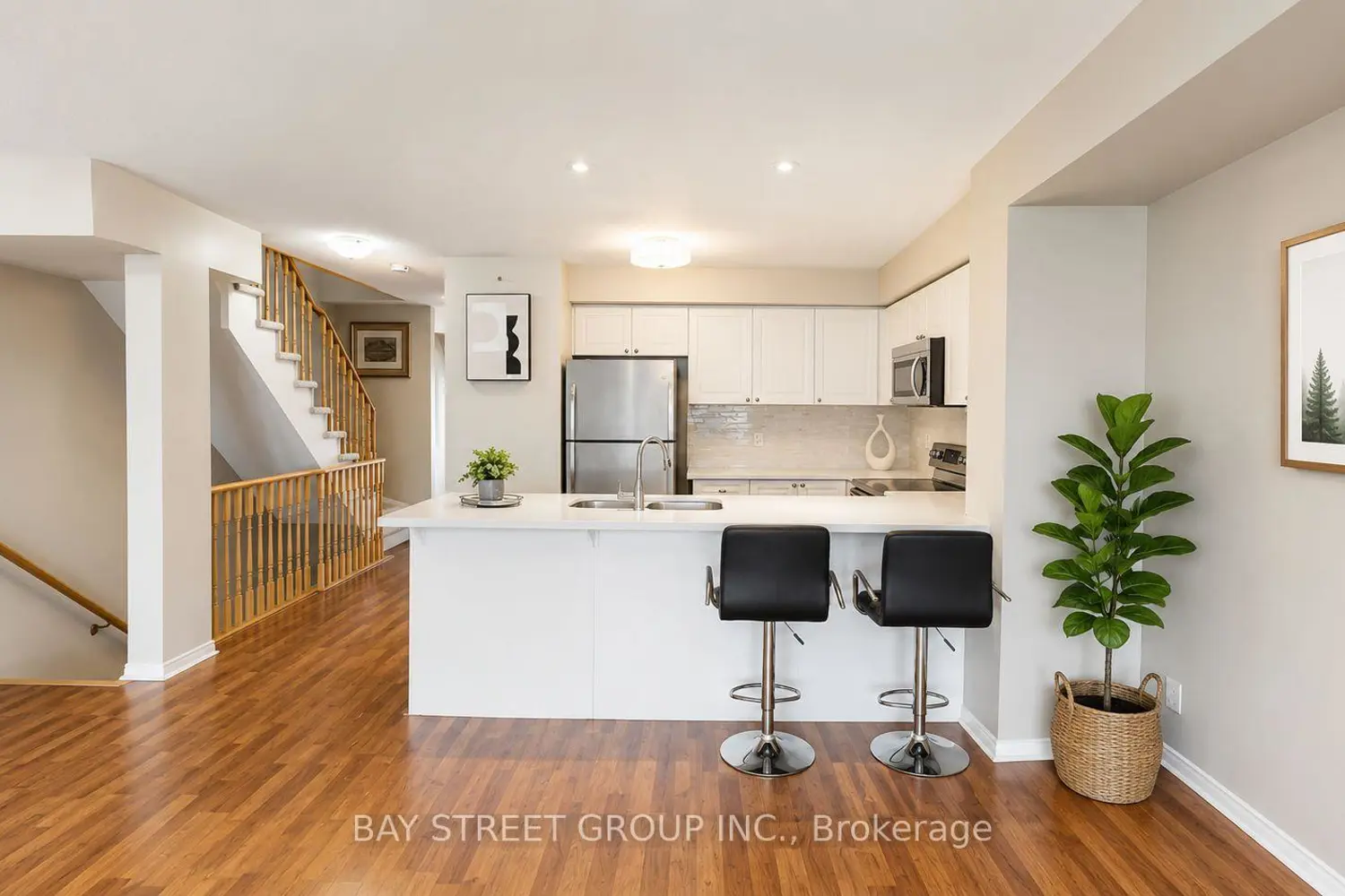 3975 Eglinton Avenue 13