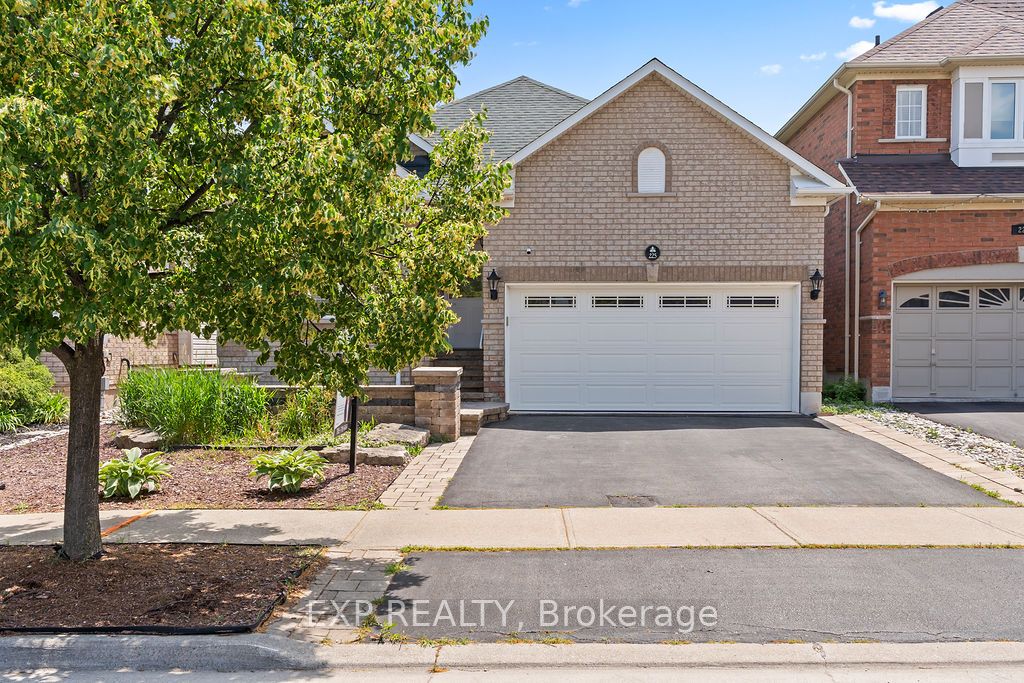 225 Ellis Crescent, Milton, ON, L9T 6B5