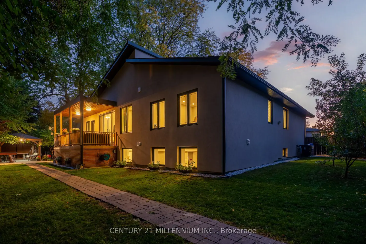 12 Legato Court photo 2
