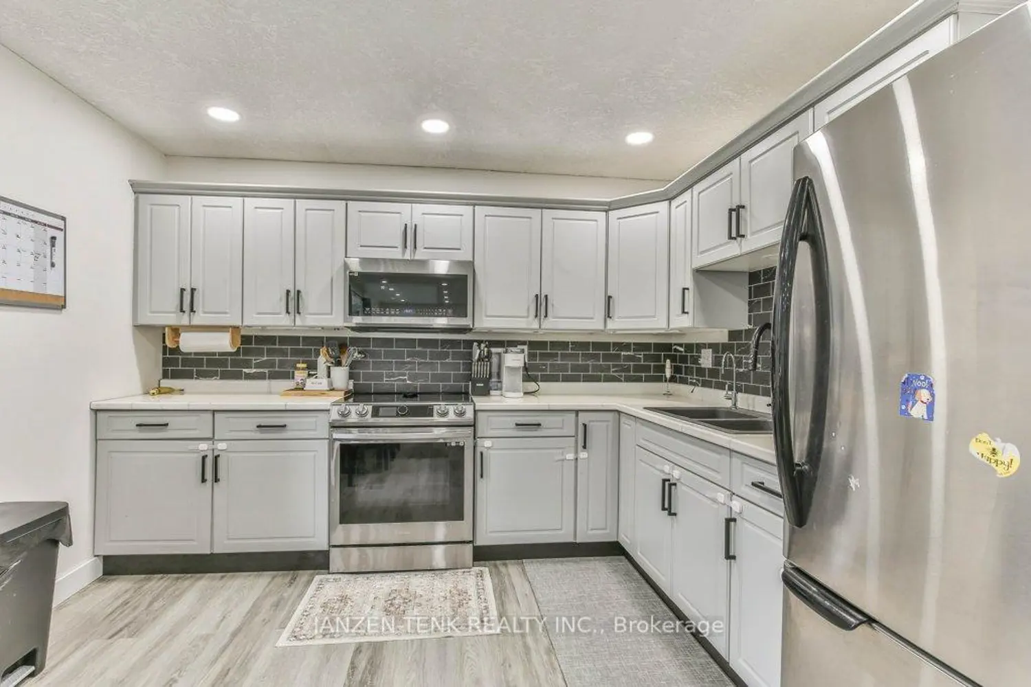 11793 Springfield Road photo 4
