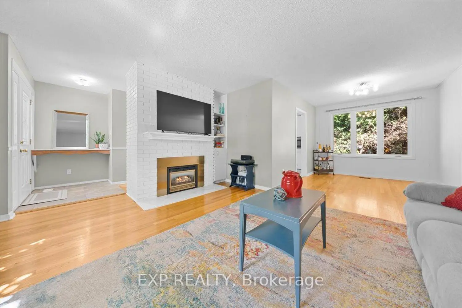 2697 Ulster Crescent photo 5