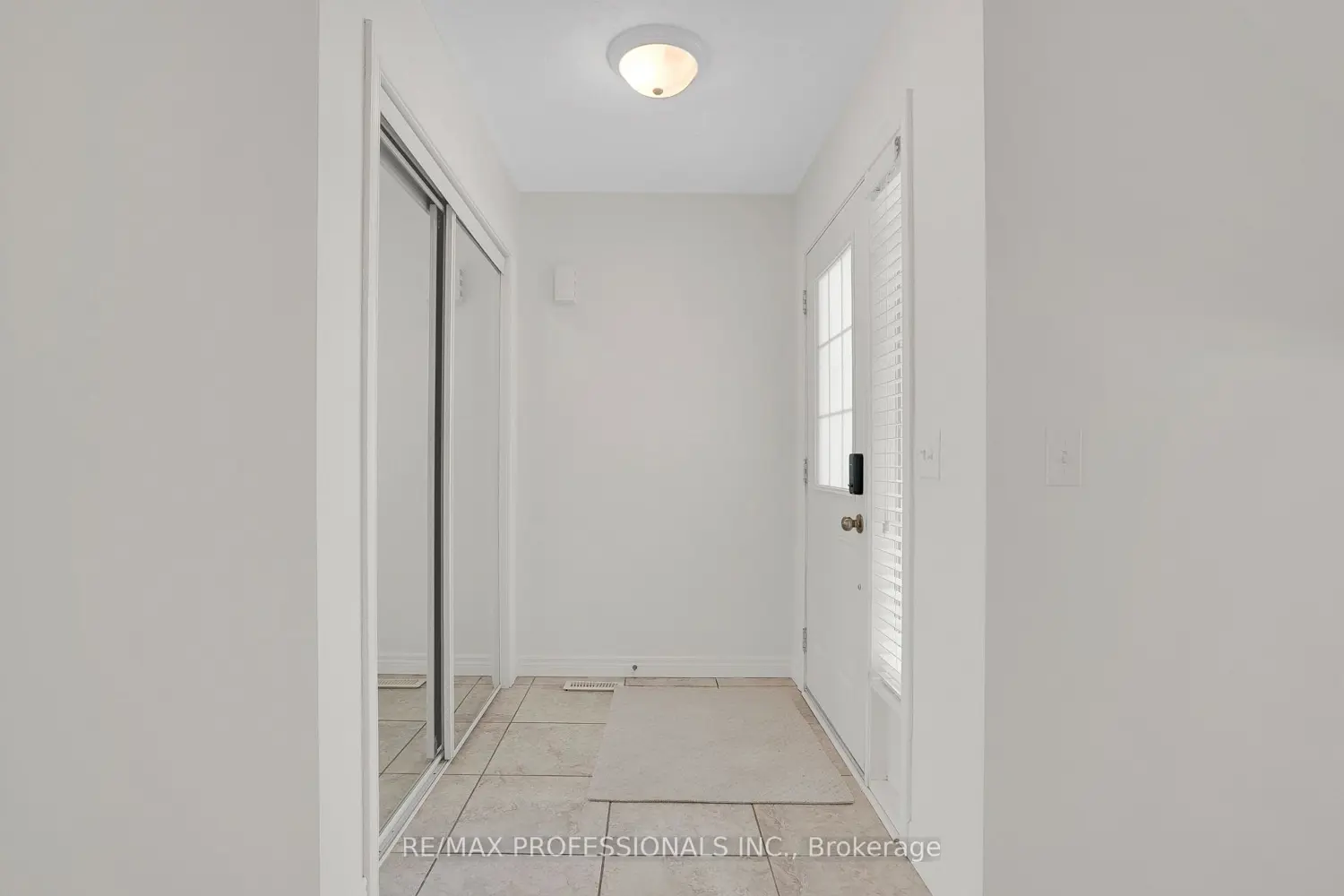 800 West Ridge Boulevard 72 photo 4