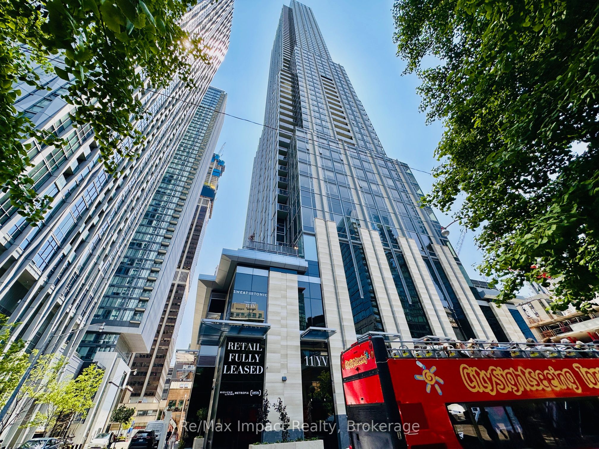 4602-11 Yorkville Avenue, Toronto, ON, M4W 1L2