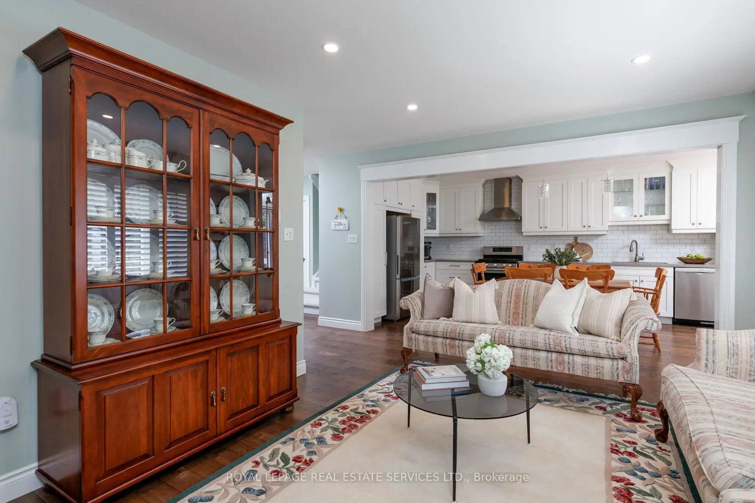 2140 Stillmeadow Road photo 3