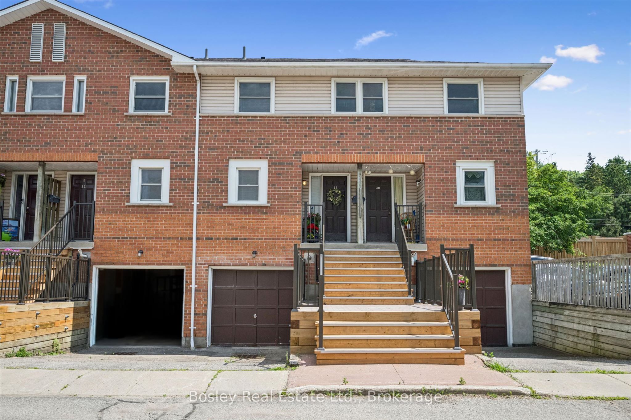 21-459 Beechwood Place, Waterloo, ON, N2T 2N8
