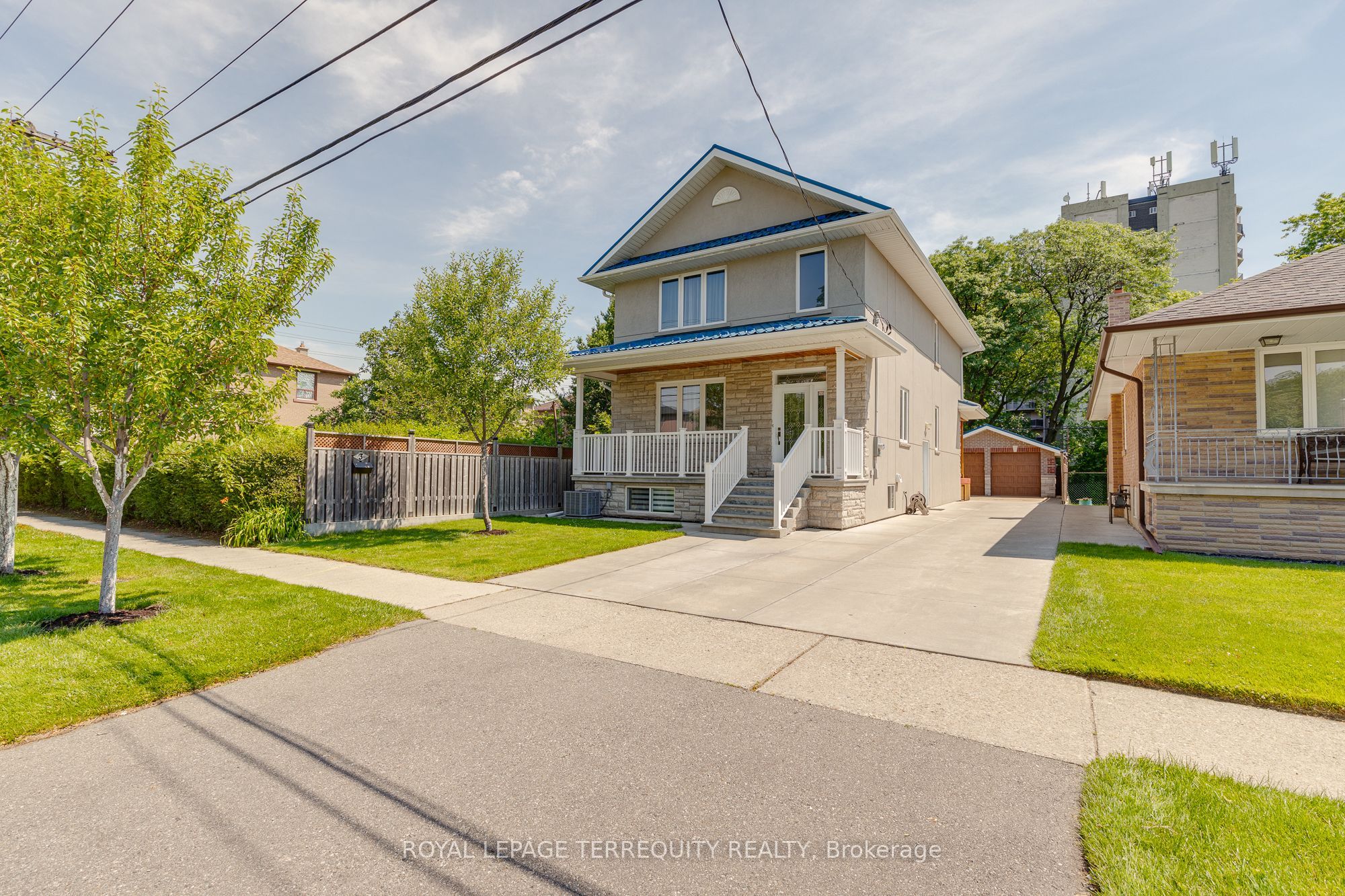 3 Gair Drive, Toronto, ON, M8W 4P2 photo 2