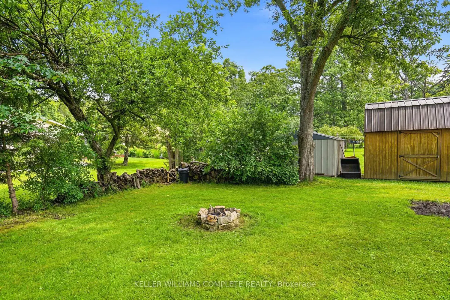 3780 Summit Avenue photo 3